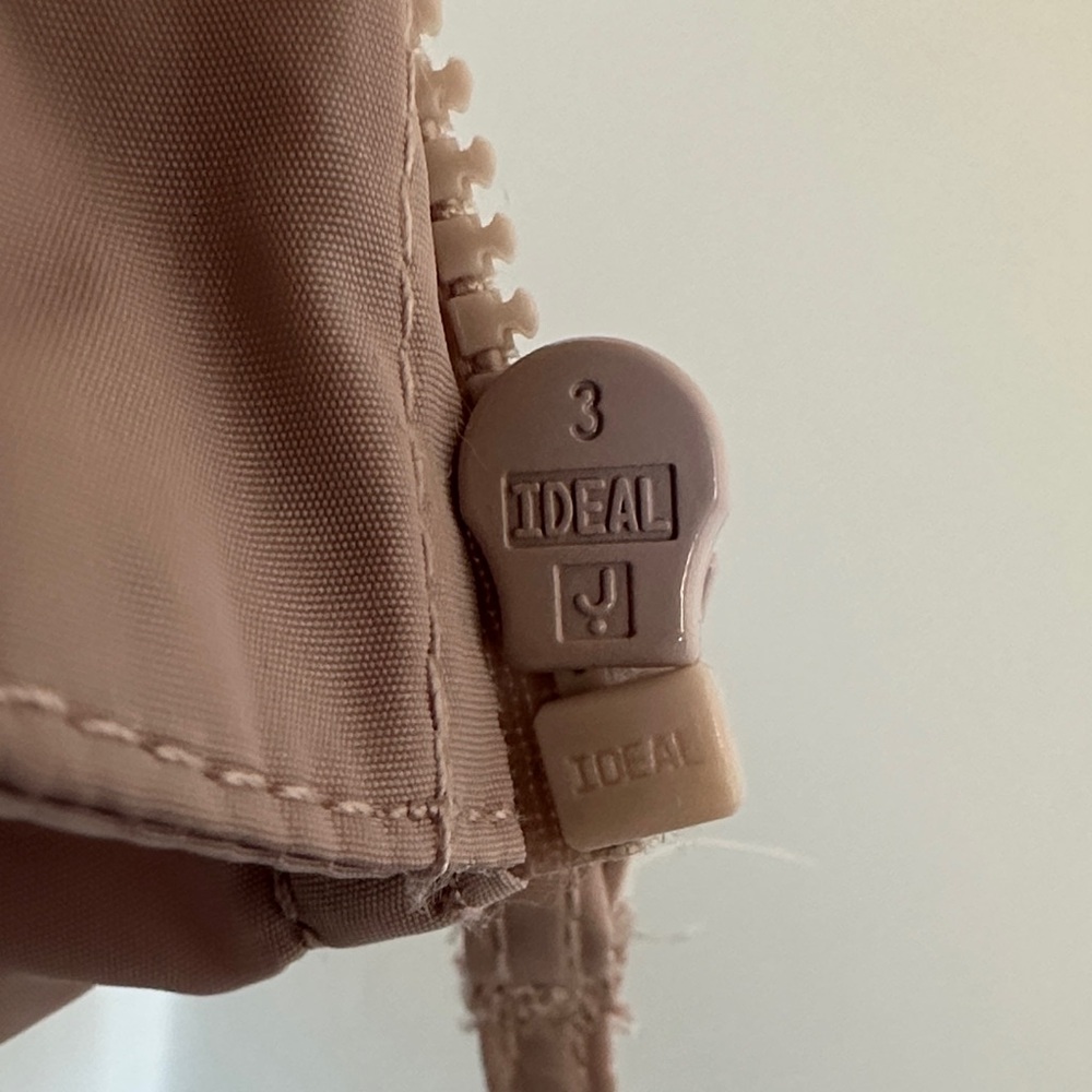 Madewell Lavender Raincheck Packable Rain Coat - Picture 8 of 13